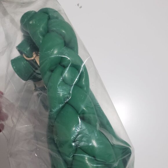 New Braided Handle Vegan Leather Hobo Bag in Green - Picture 5 of 6